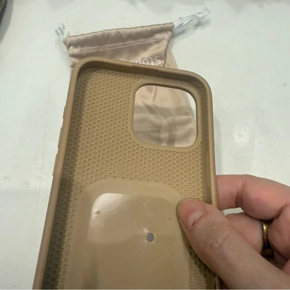 Loopy IPhone 16 Pro Max Case - Picture 8 of 8